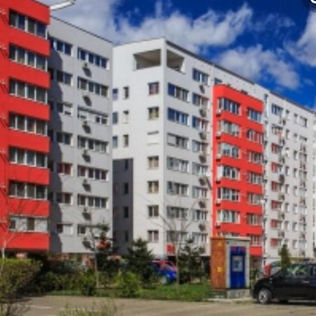 Arad Chic Apartament Uta Exteriér fotografie